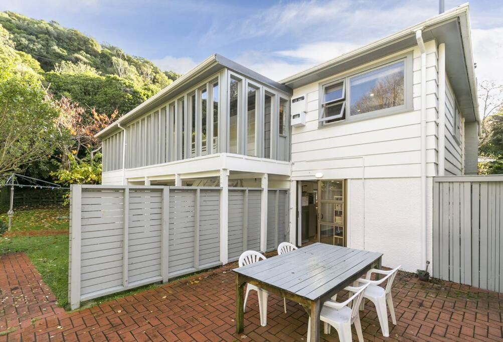 Апартаменты Little Nest In Ngaio Веллингтон Экстерьер фото